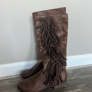 Fringe faux leather boots
